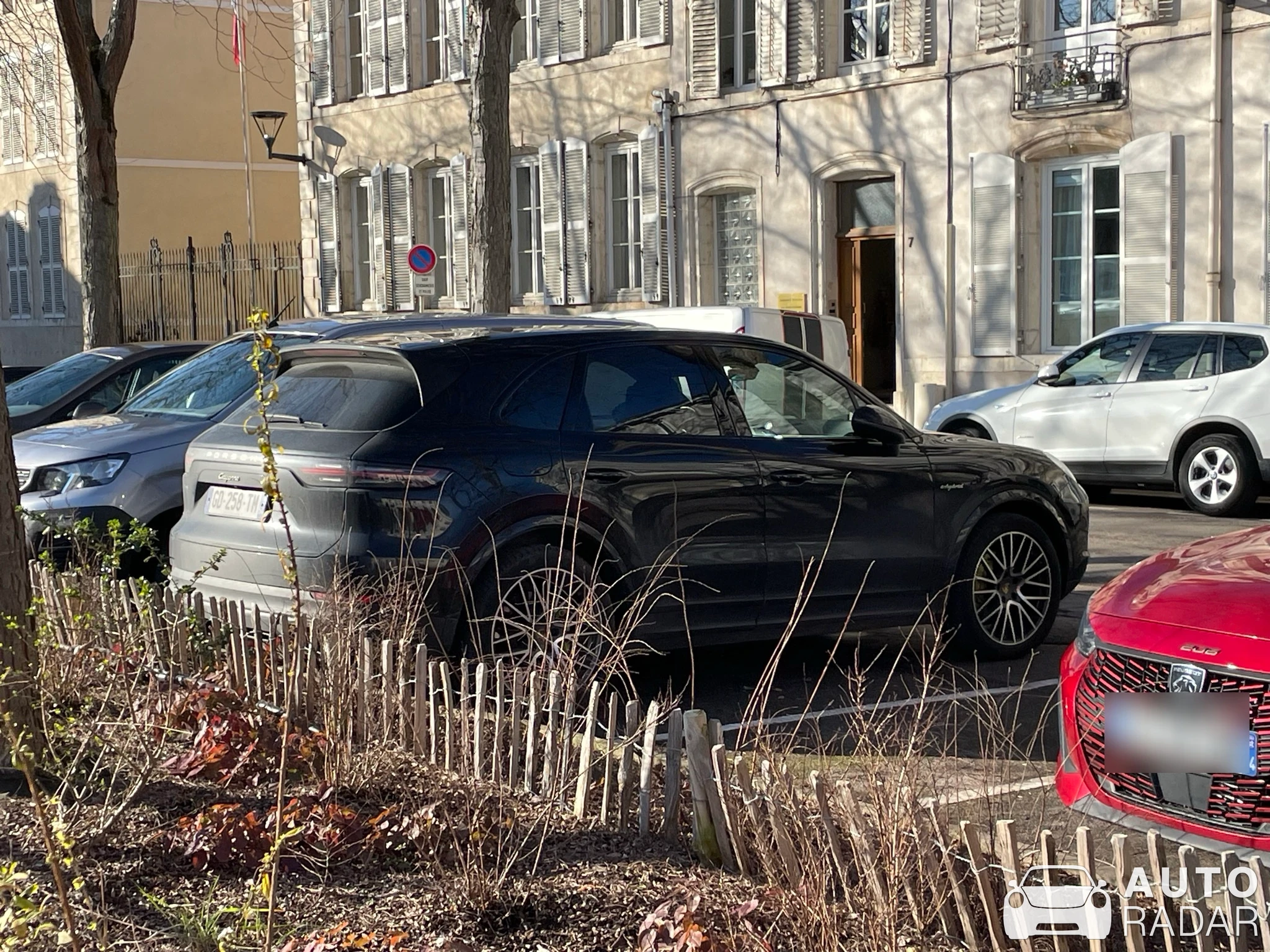 Porsche Cayenne E-Hybrid spotted in Toul, France