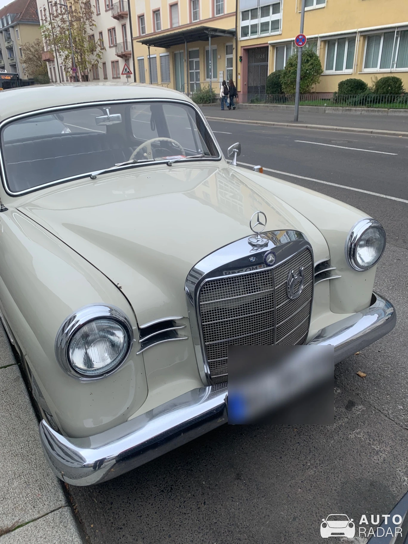Mercedes 190 Ponton spotted in Würzburg, Germany