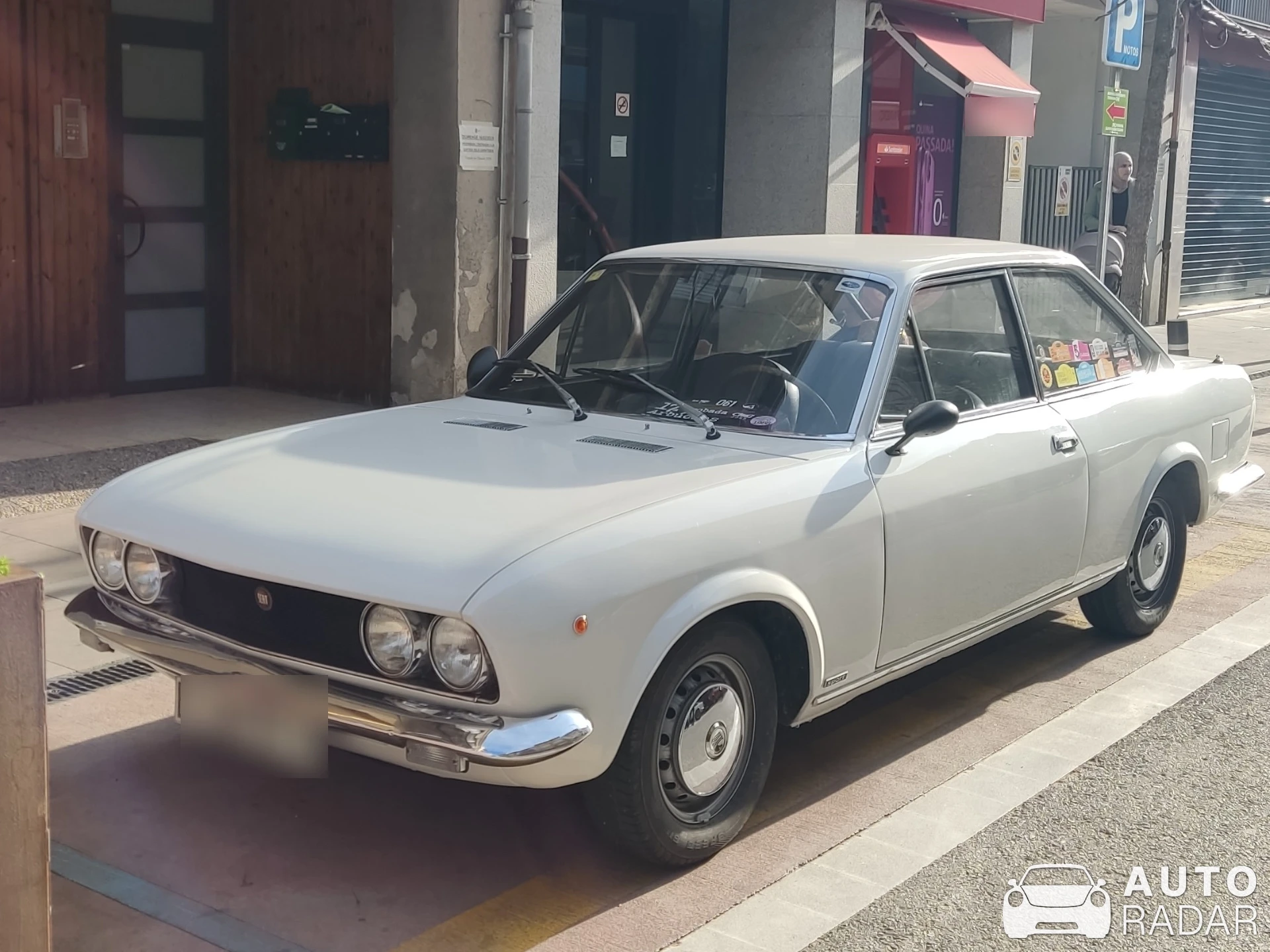 SEAT 124 Sport spotted in Arbúcies