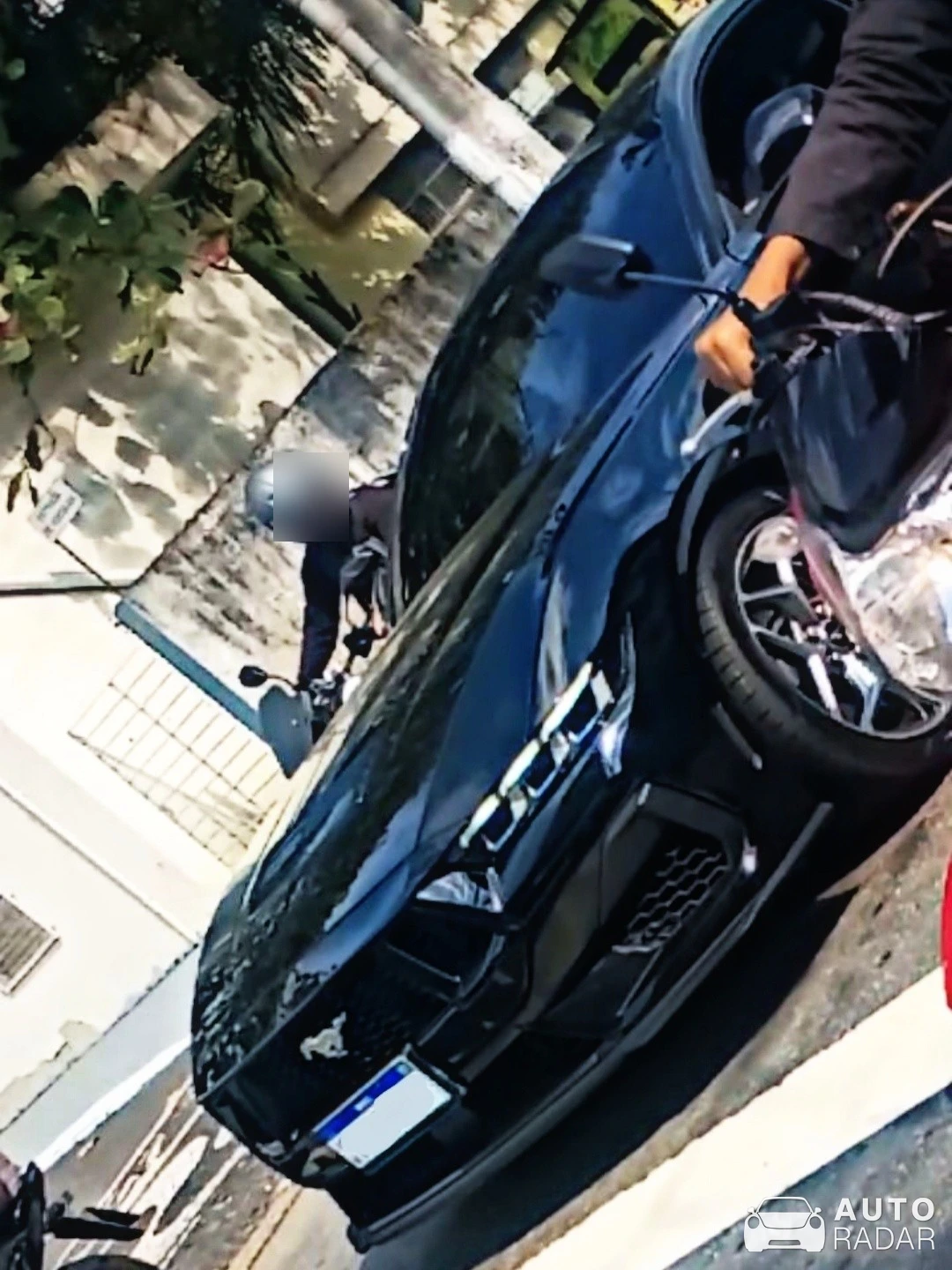 Ford Mustang GT 2024 spotted in Santos