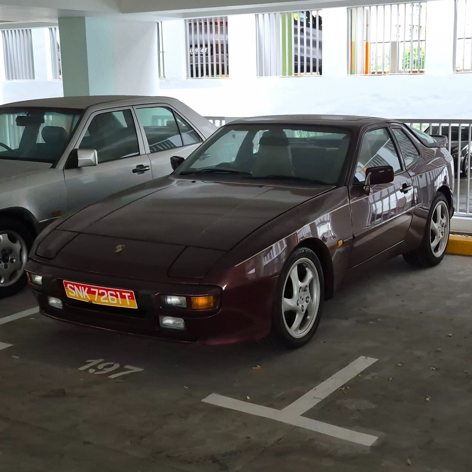 Porsche 944 S