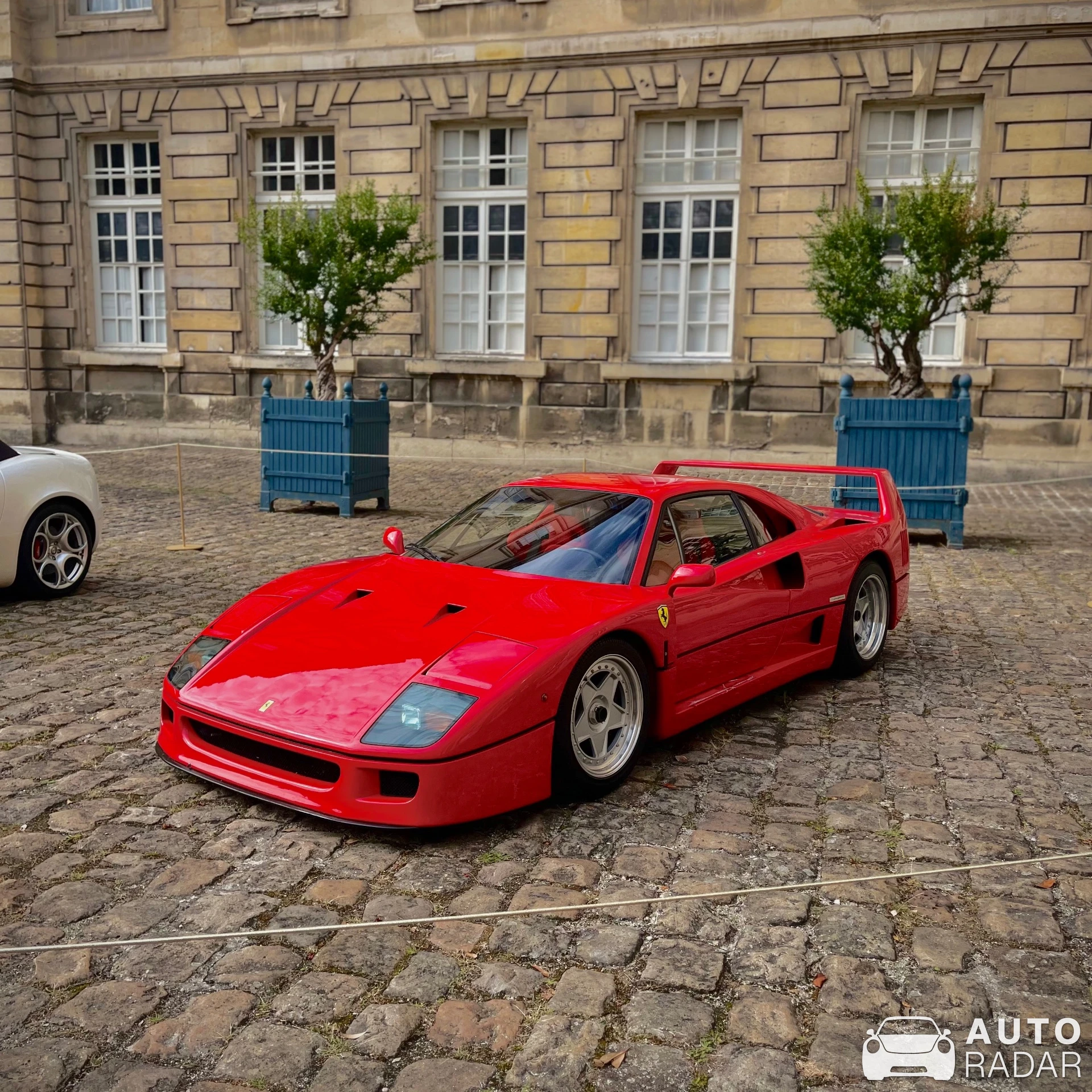 Ferrari F40 spotted in Compiègne, France