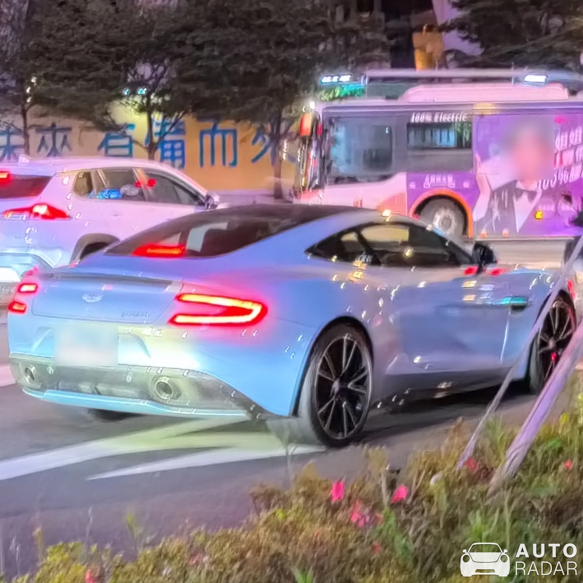Aston Martin Vanquish 2013 spotted in 臺北市