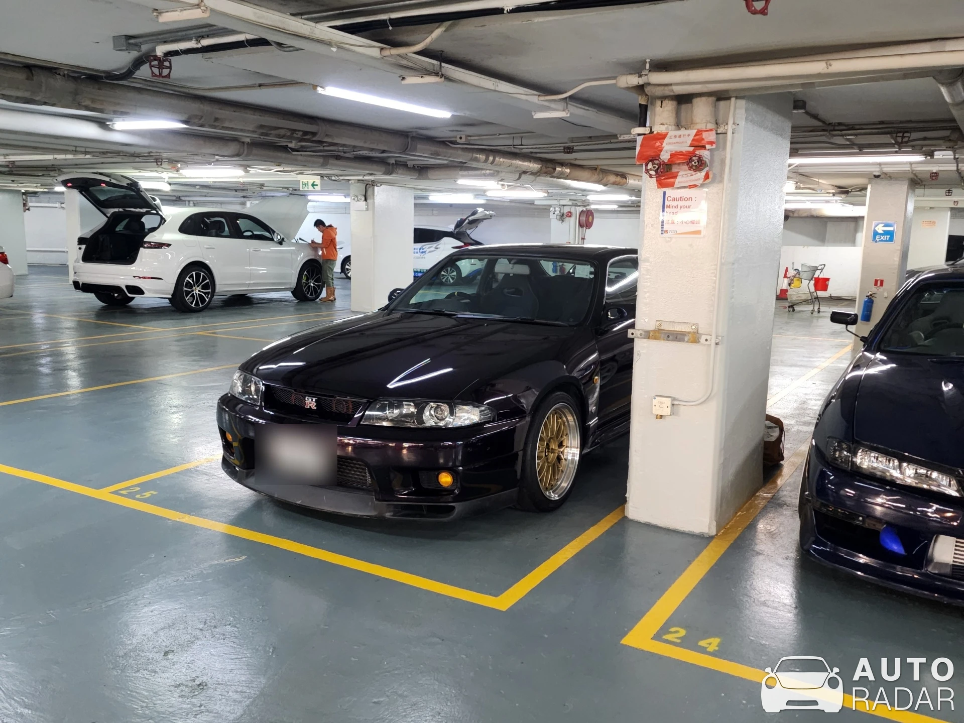 Nissan Skyline R33 spotted in Hong Kong Island, Hong Kong