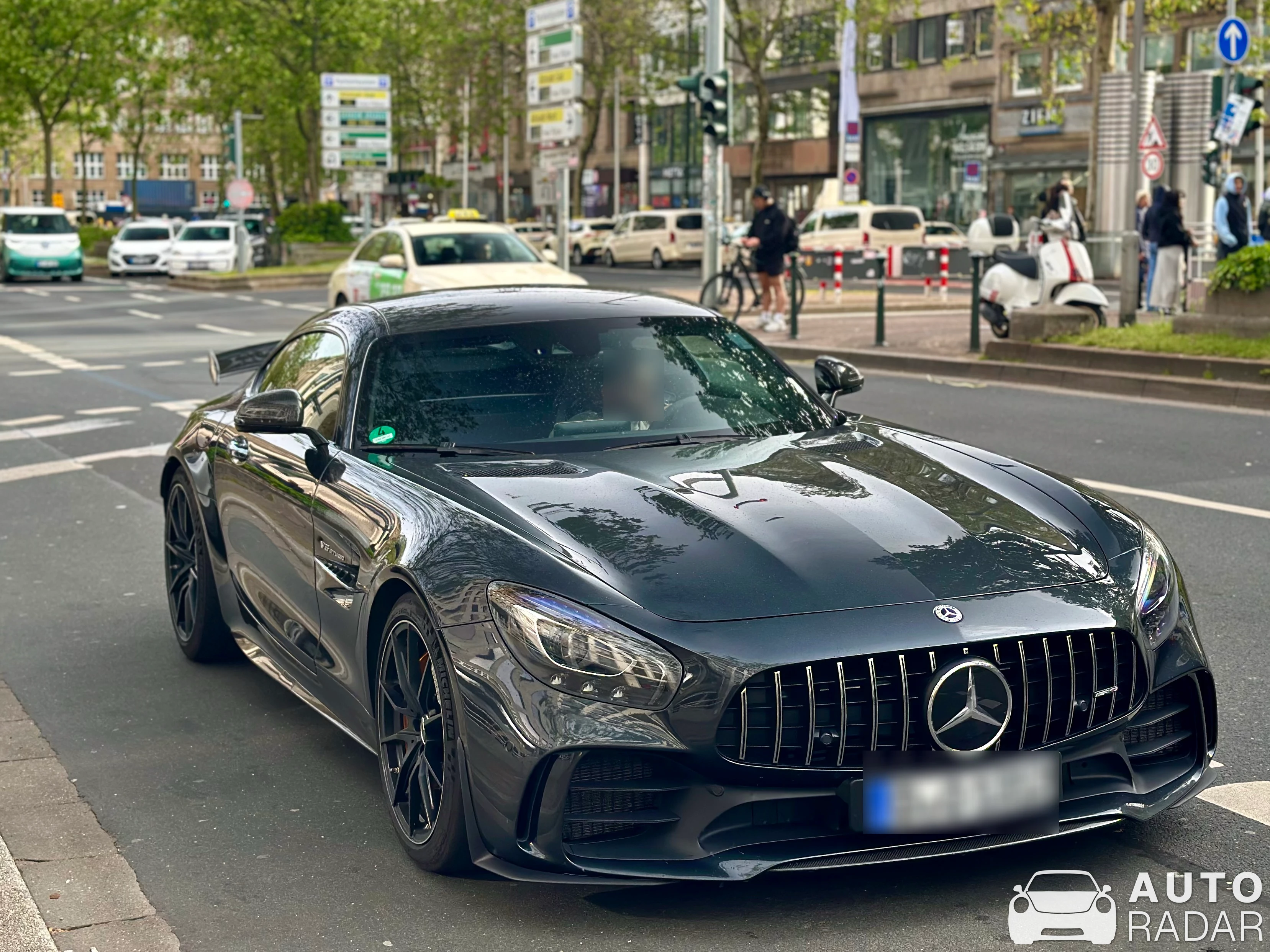 Mercedes-AMG GT R C190 2019 spotted in Düsseldorf