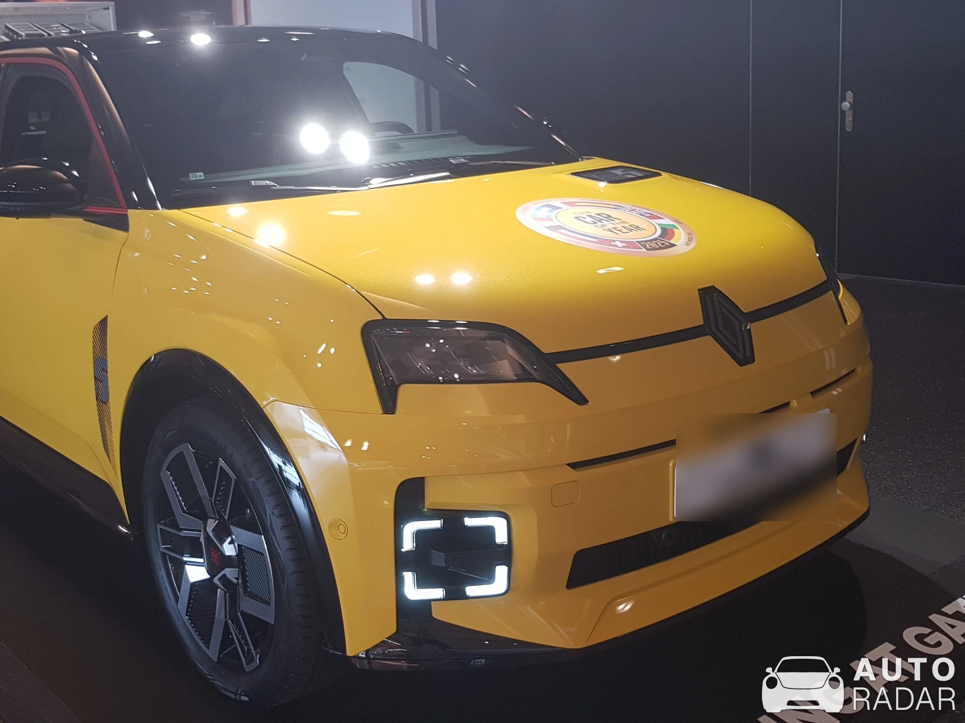 Renault 5 E-Tech spotted in Taufkirchen