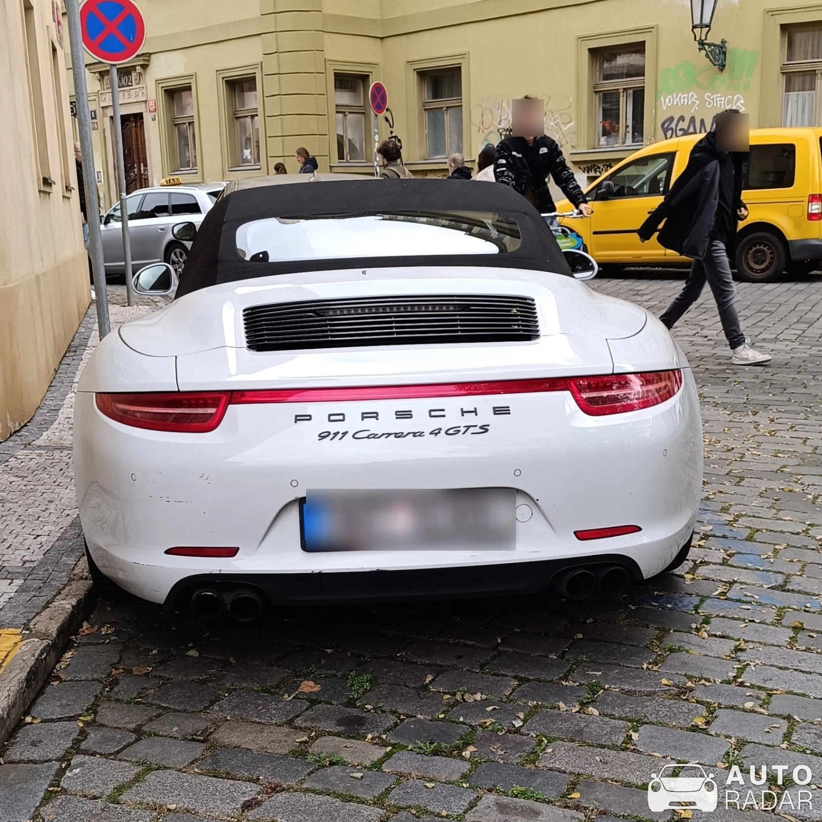 Porsche 991 Carrera 4 GTS Cabriolet MkI spotted