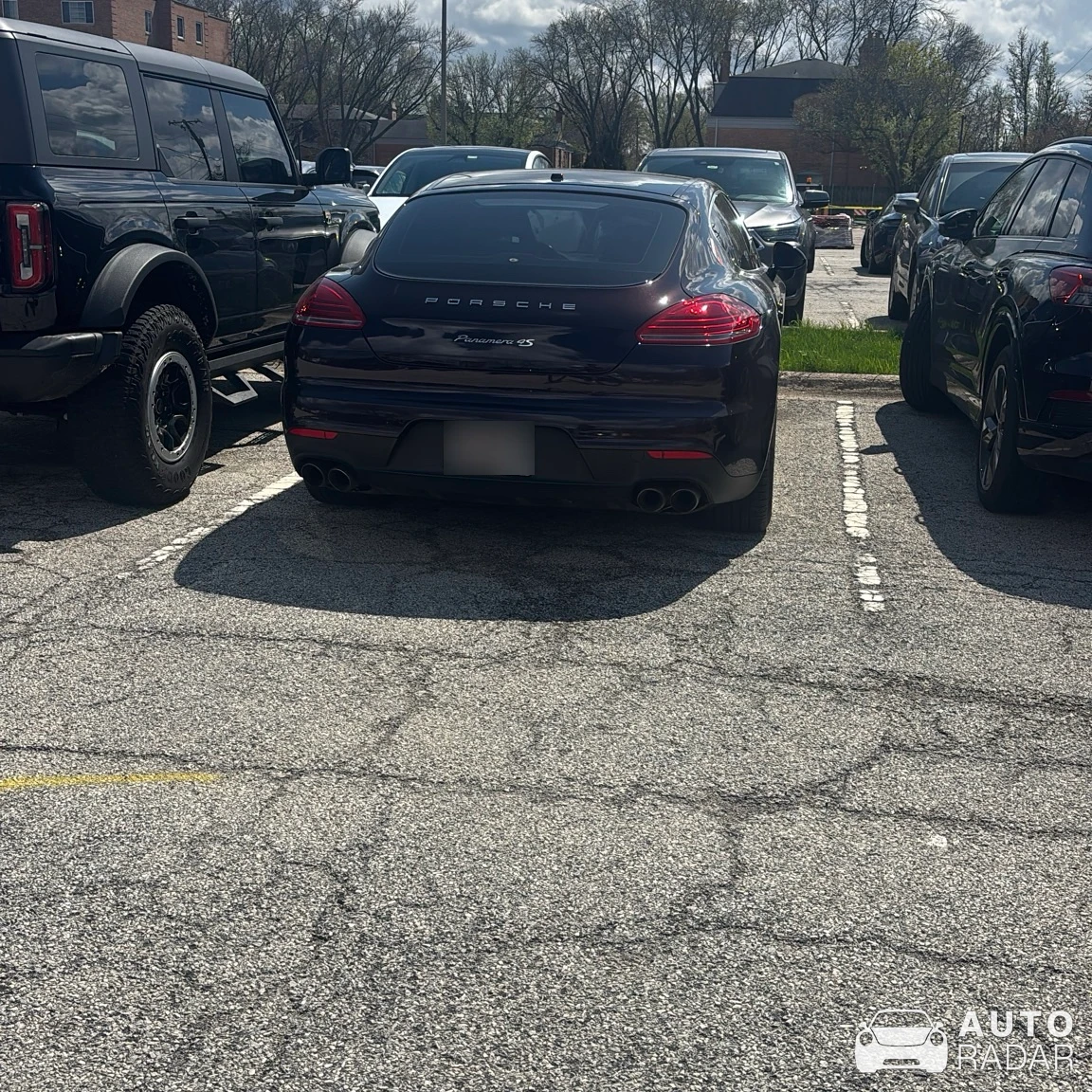 Porsche 970 Panamera 4S spotted in Northbrook