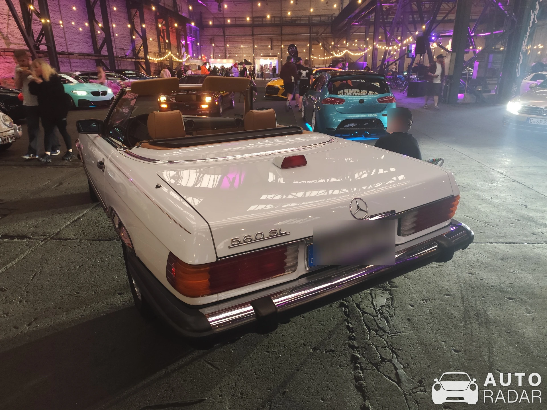 Mercedes-Benz 560 SL spotted in Chemnitz
