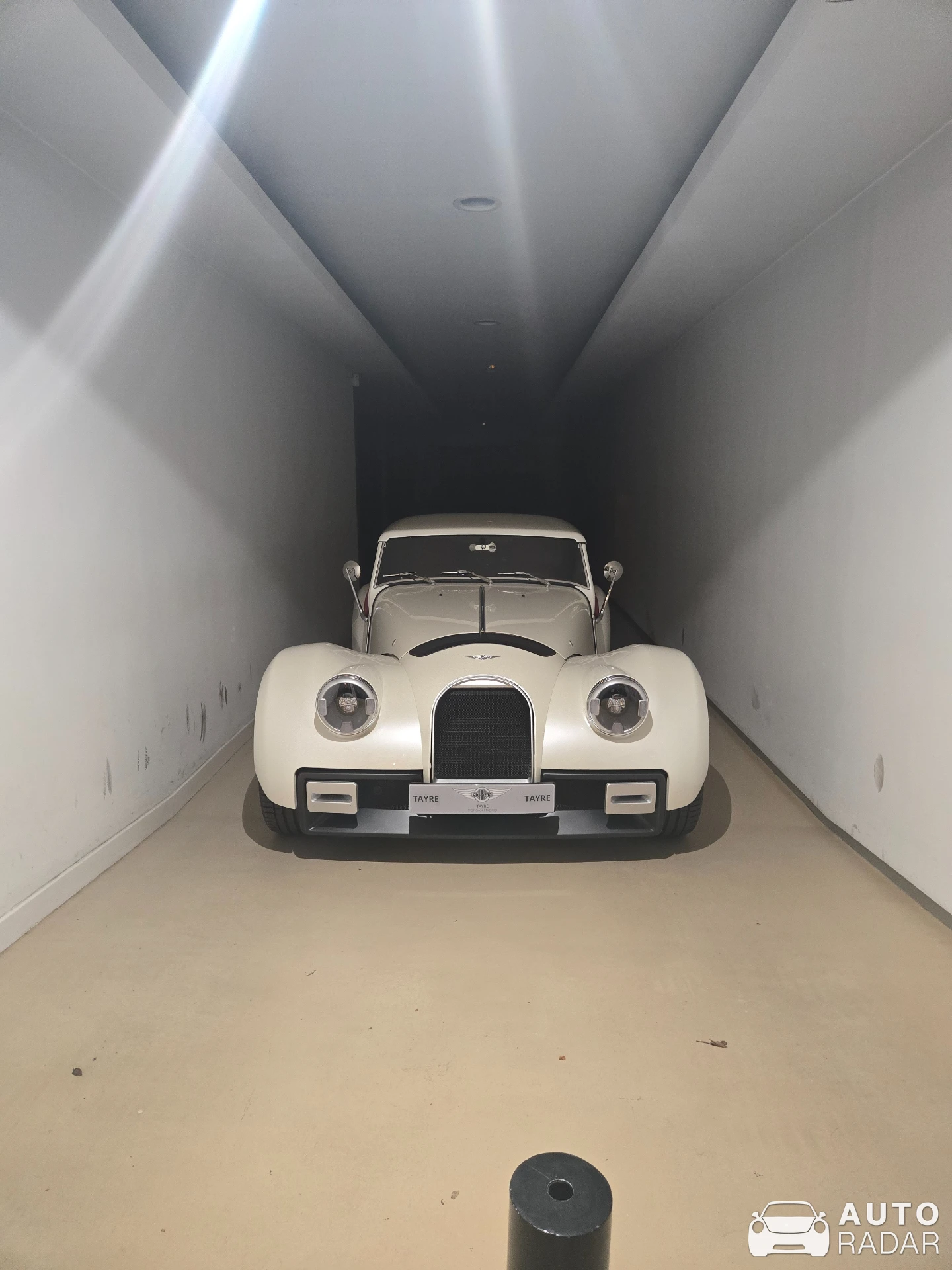 Morgan Plus 6 spotted in Madrid