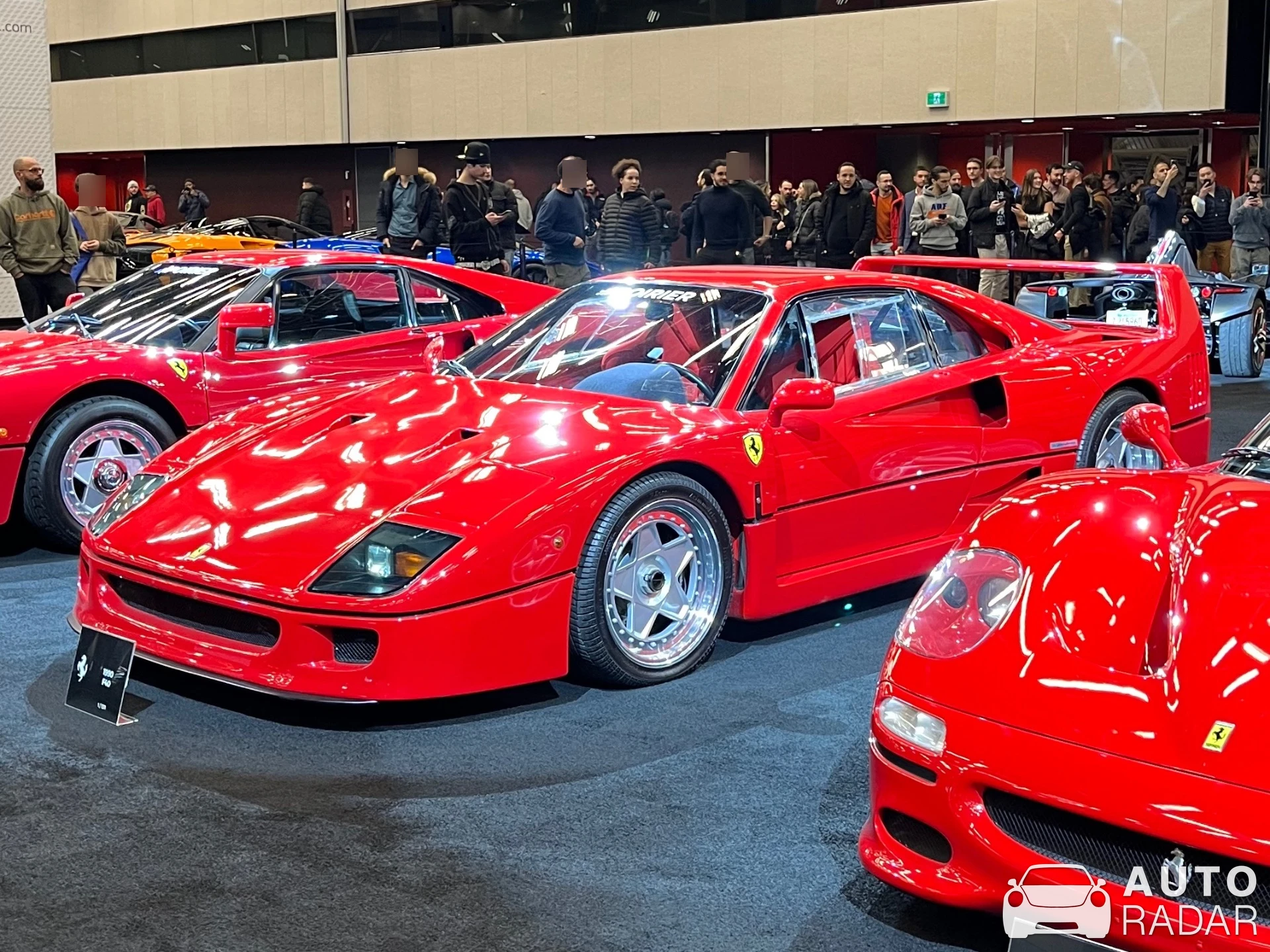 Ferrari F40 spotted in Brossard, Canada