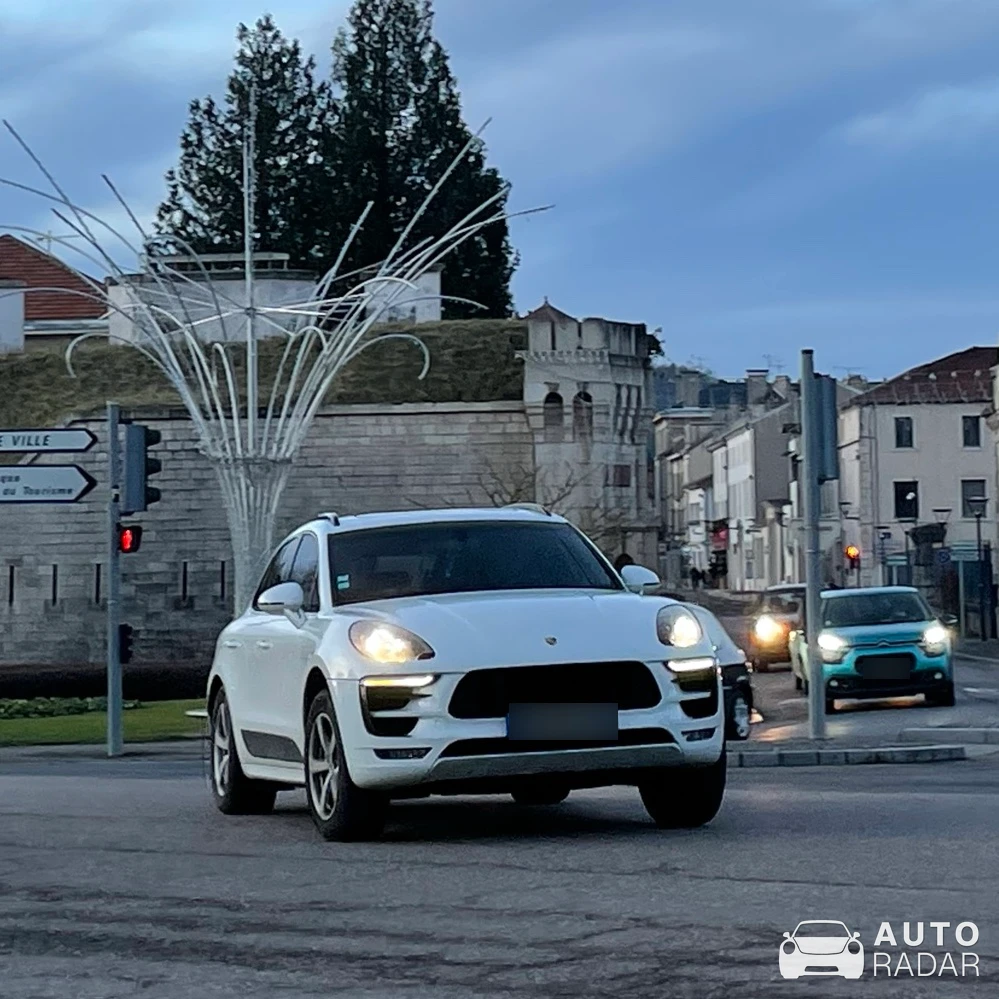 Porsche Macan spotted in Toul, France