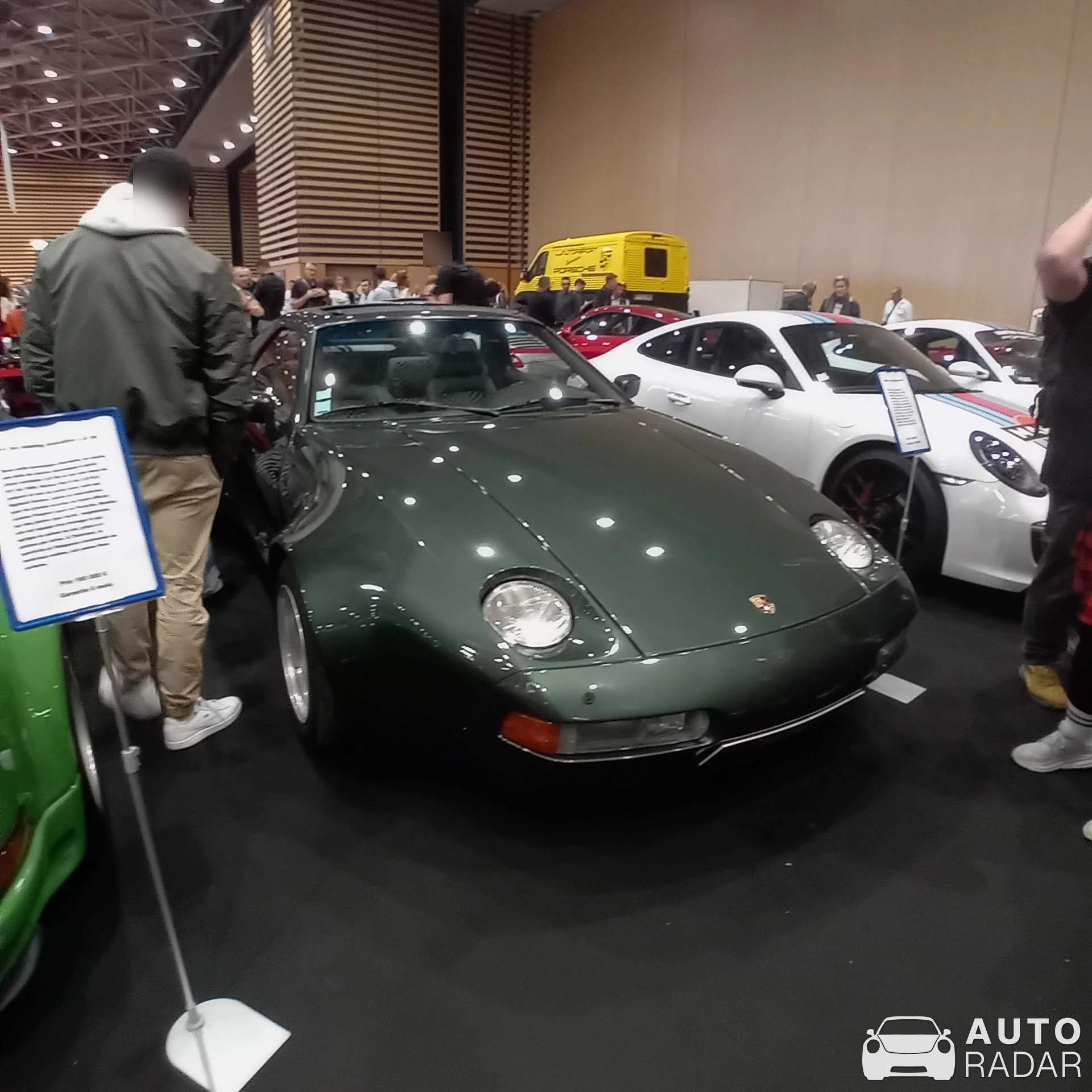 Porsche 928 spotted in Lyon, France