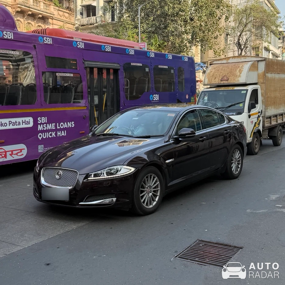 Jaguar XF 2012 Facelift spotted in Mumbai, India