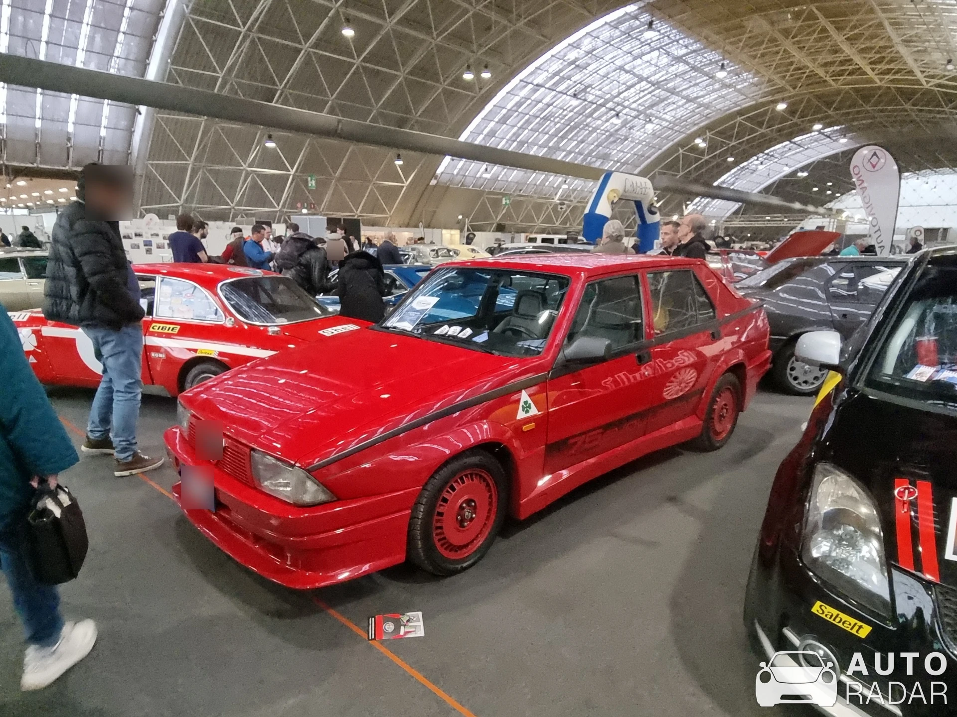 Alfa Romeo 75 spotted in Segrate