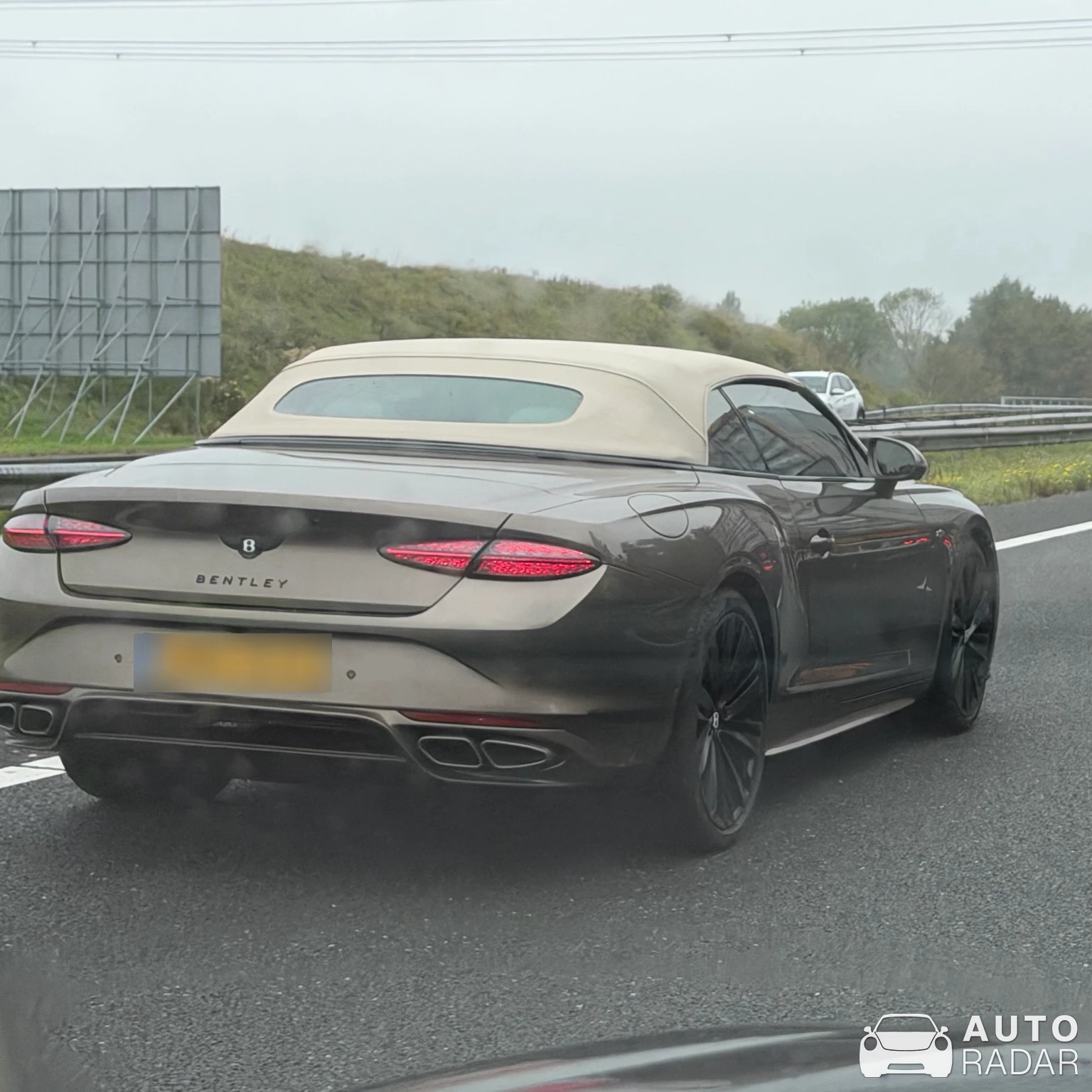 Bentley Continental GTC Speed 2025 First Edition spotted in Hengelo