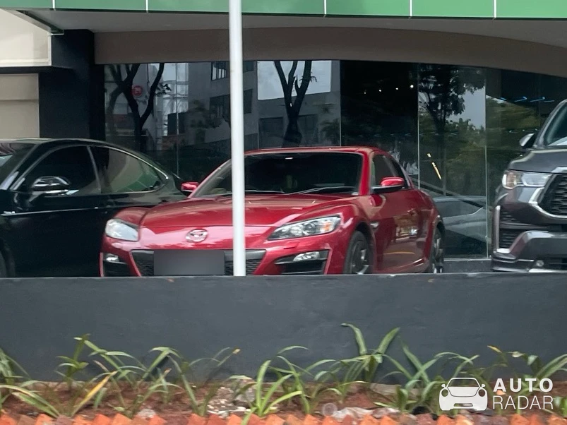 Mazda RX-8 spotted in South Tangerang, Indonesia