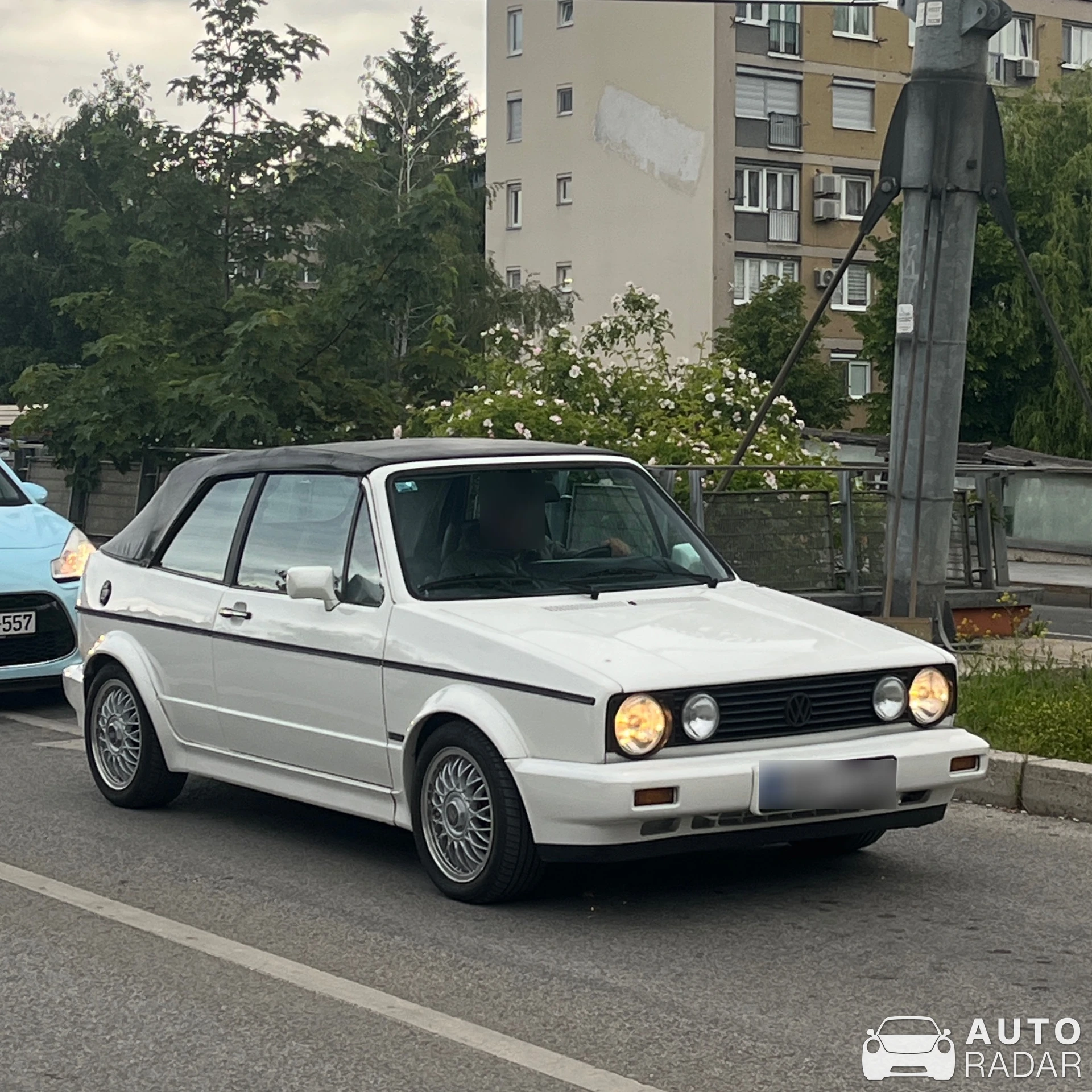 Volkswagen Golf Cabriolet MkII spotted in Sarajevo