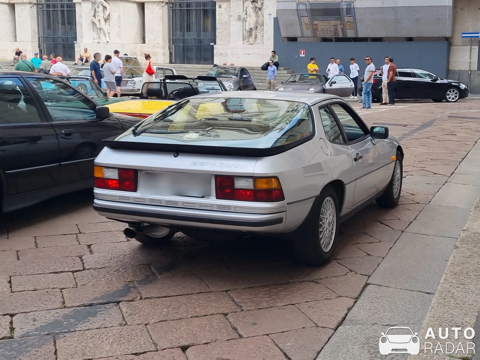 Porsche 924 Turbo spotted in Milano