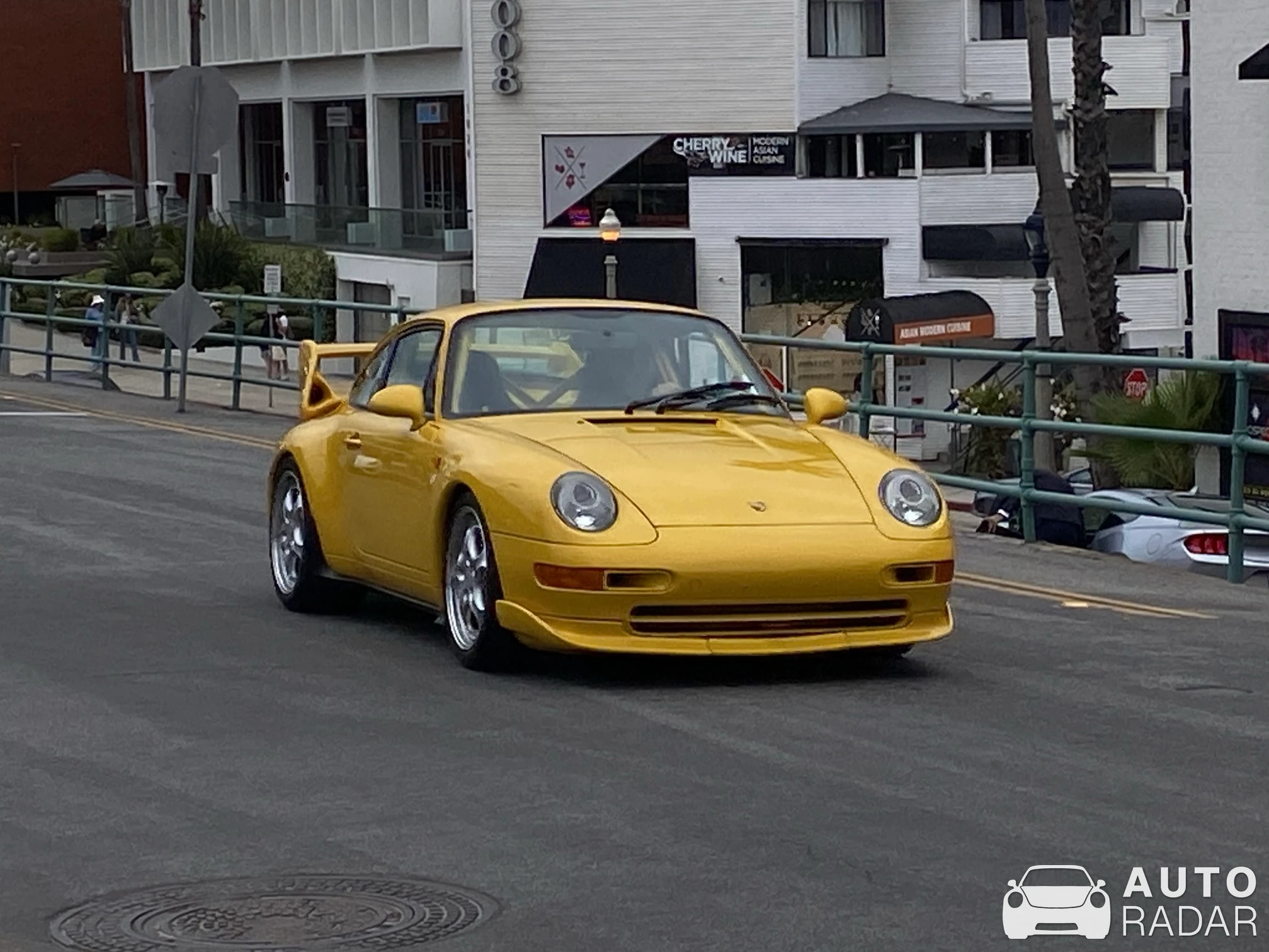 Porsche 993 Carrera RS spotted in San Diego