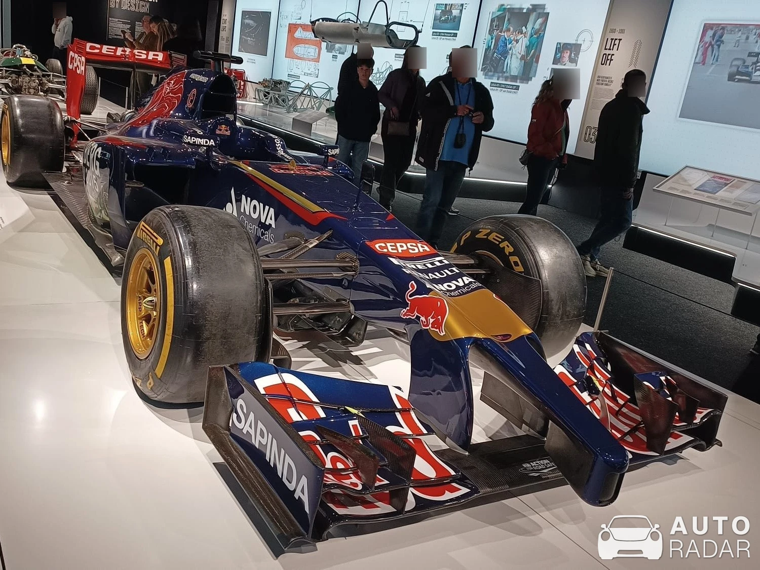 Scuderia Toro Rosso STR9 spotted