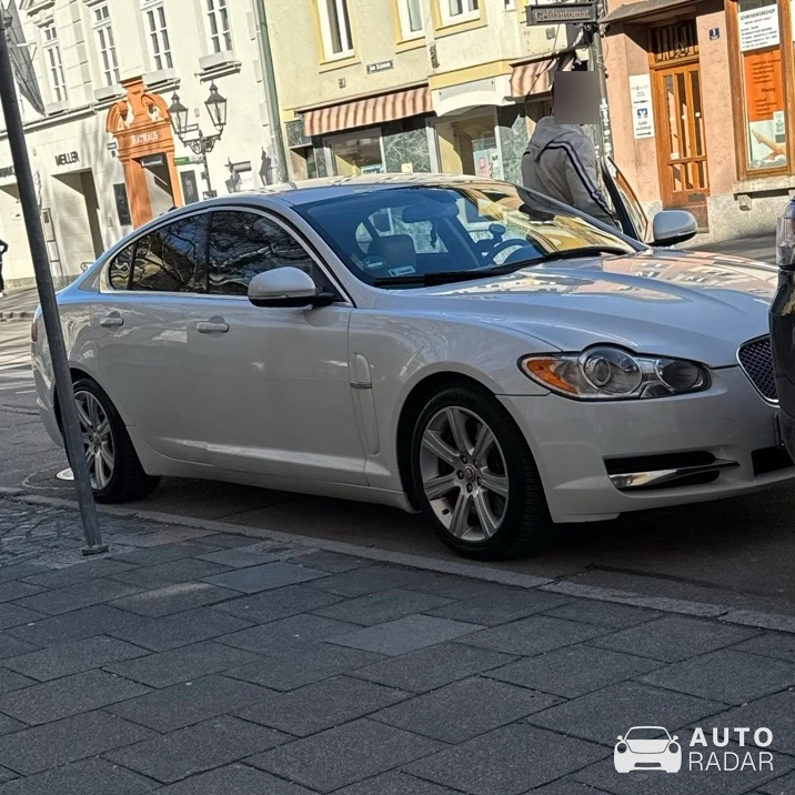 Jaguar XF 2015 spotted in Wolfratshausen, Deutschland