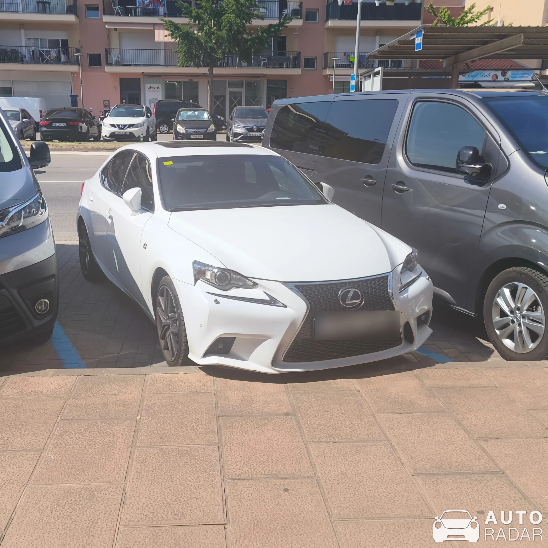 Lexus IS 300h spotted in Calonge i Sant Antoni