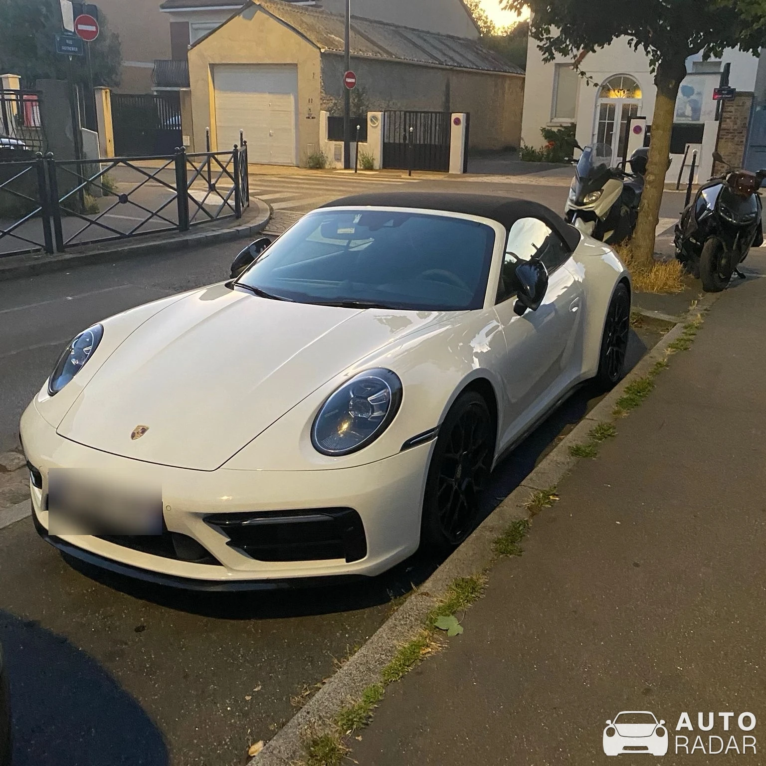 Porsche 992 Carrera GTS Cabriolet MkI spotted in Colombes, France