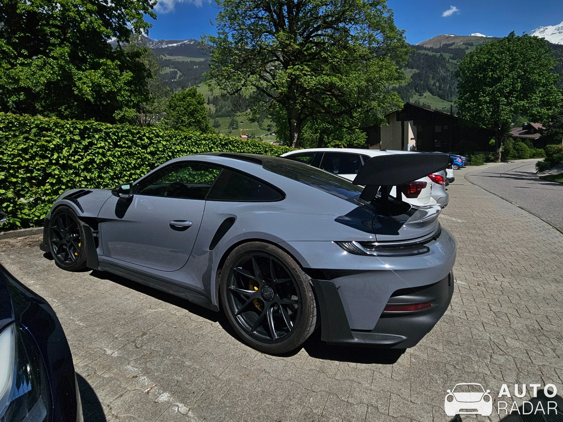Porsche 992 GT3 RS MkI spotted in Lens
