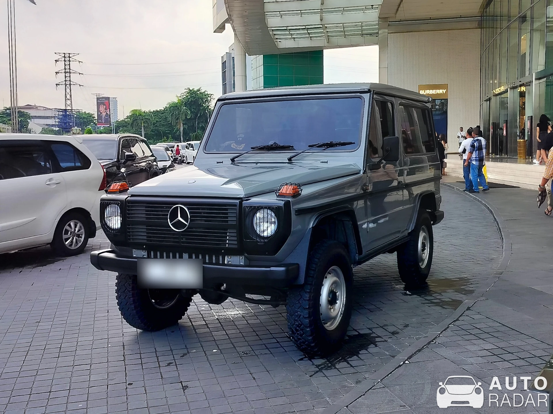 Mercedes-Benz G-Klasse spotted in Kota Jakarta Selatan, Indonesia