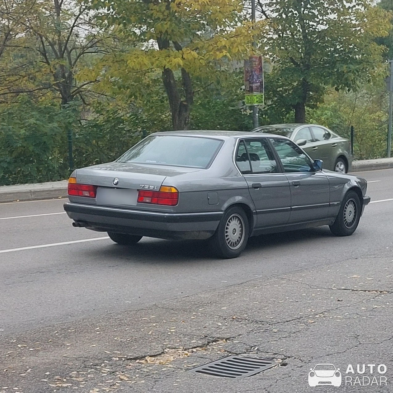 BMW 7 Series E32 spotted in Algete, Spain