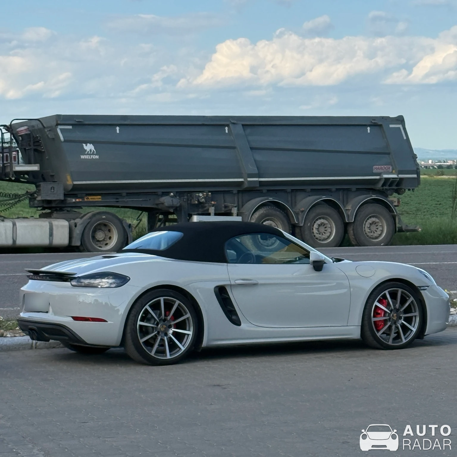 Porsche 718 Boxster spotted in Blejoi