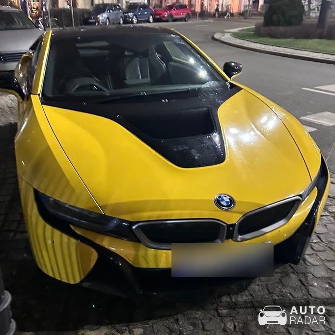 BMW i8 spotted in Warszawa, Polska