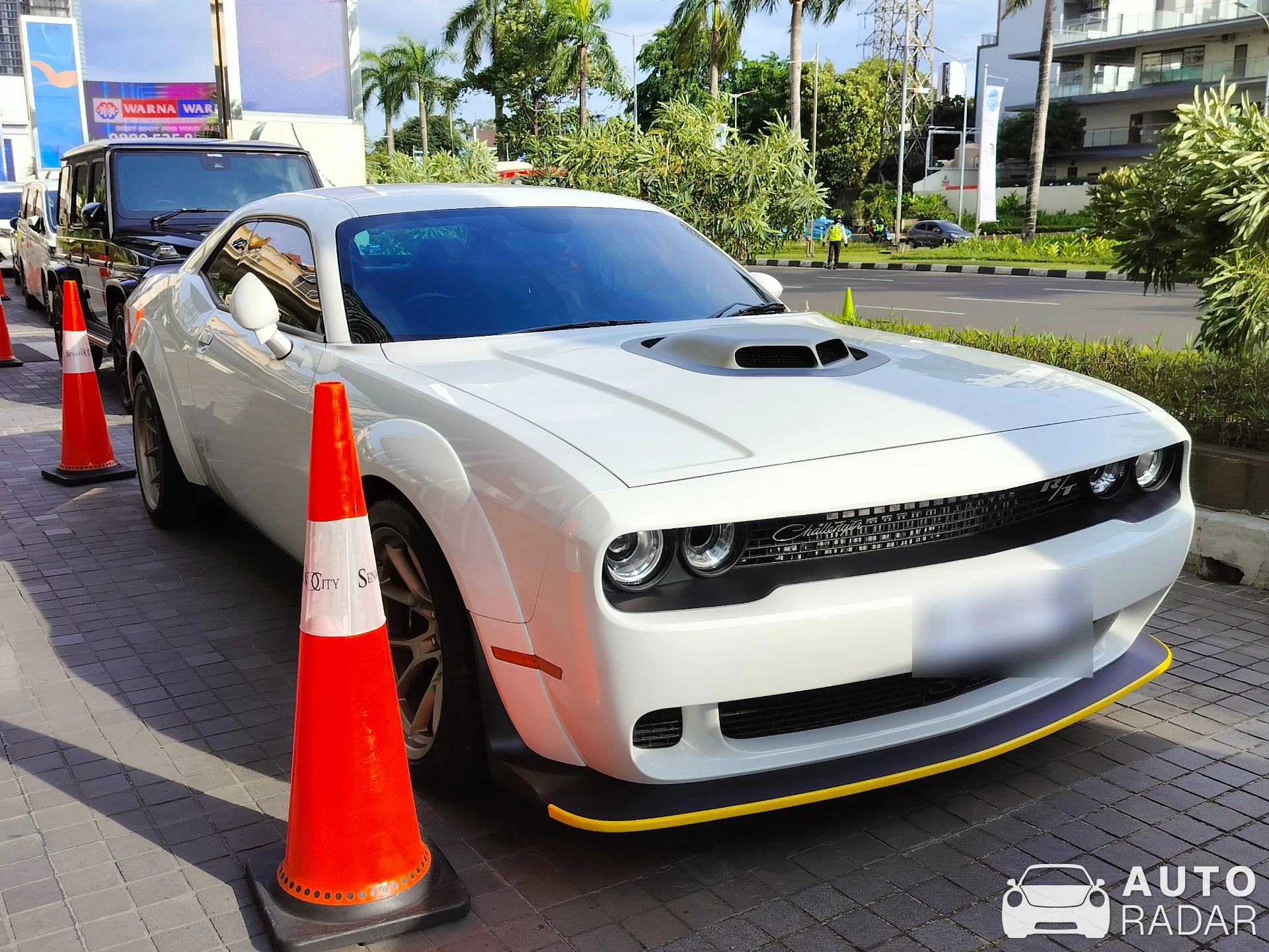 Dodge Challenger Scat Pack Swinger Edition 2023 spotted in Kota Jakarta Pusat, Indonesia