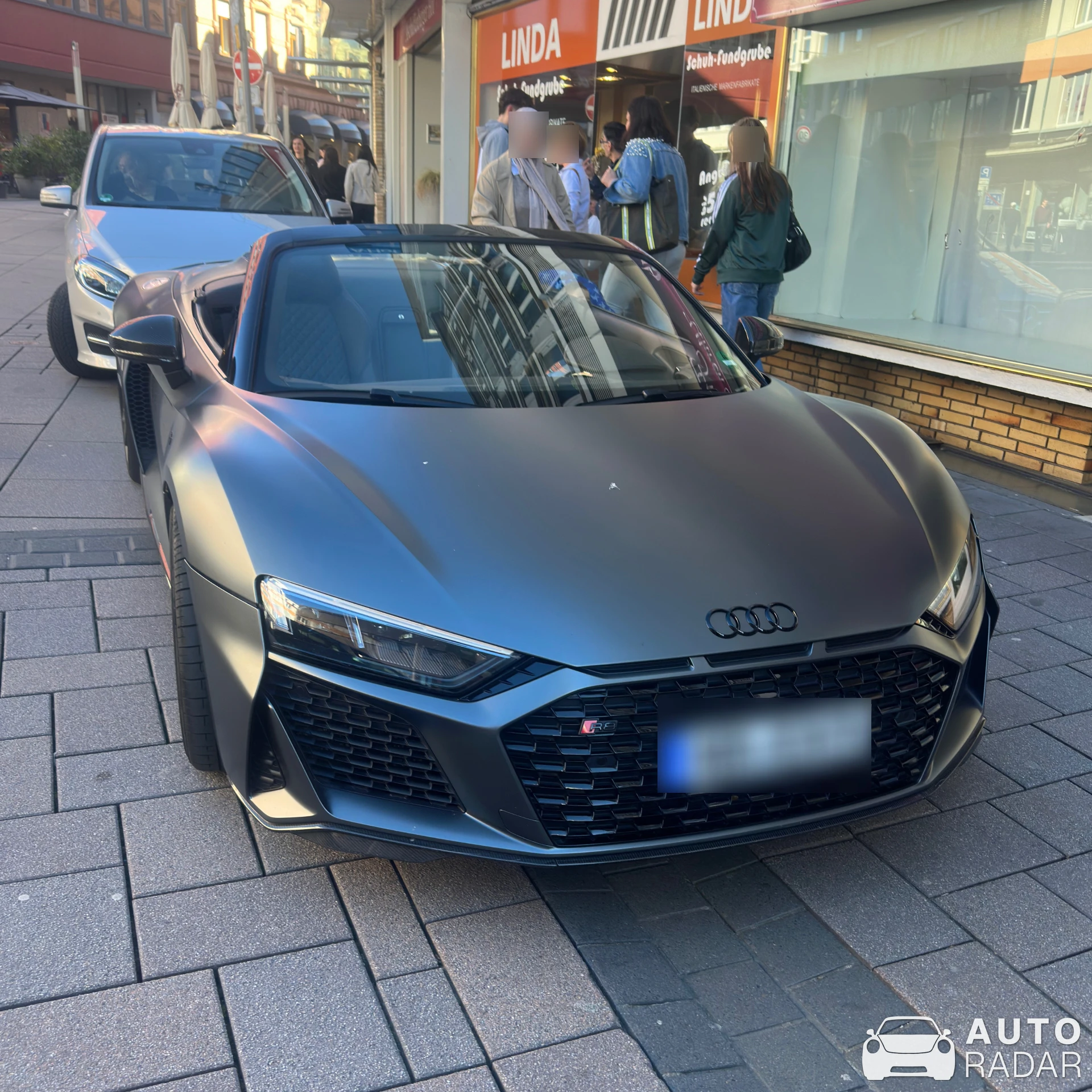 Audi R8 V10 Spyder Performance spotted in Aschaffenburg