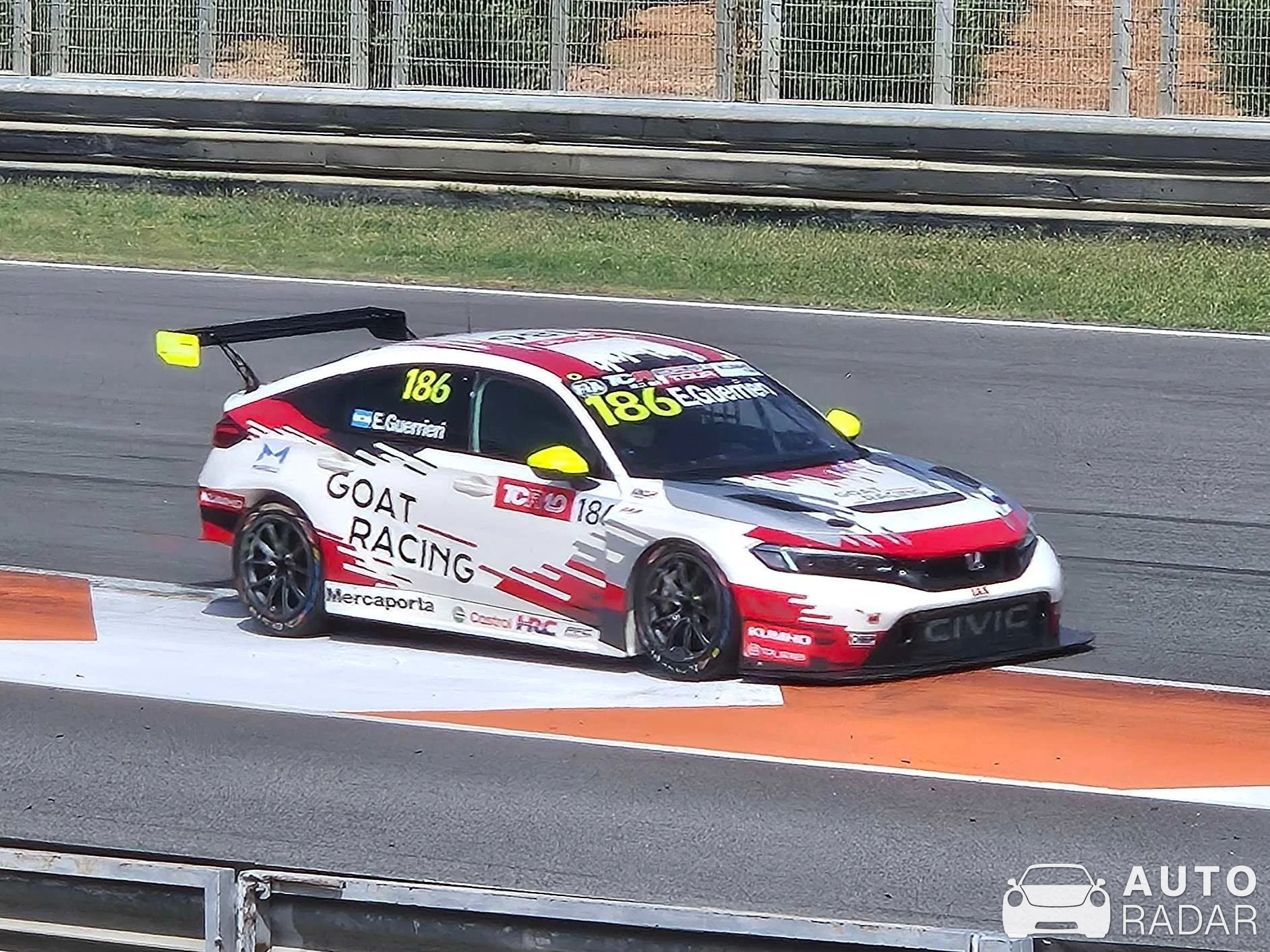 Honda Civic Type-R 2024 spotted in Cheste