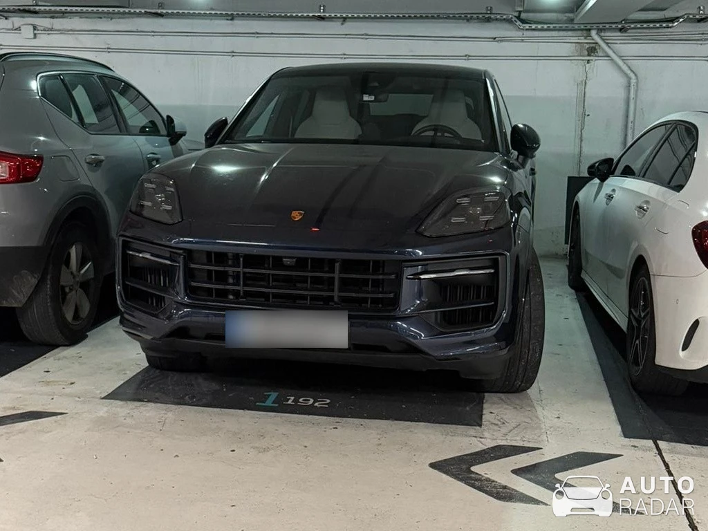 Porsche Cayenne Coupé spotted in Barcelona, Spain