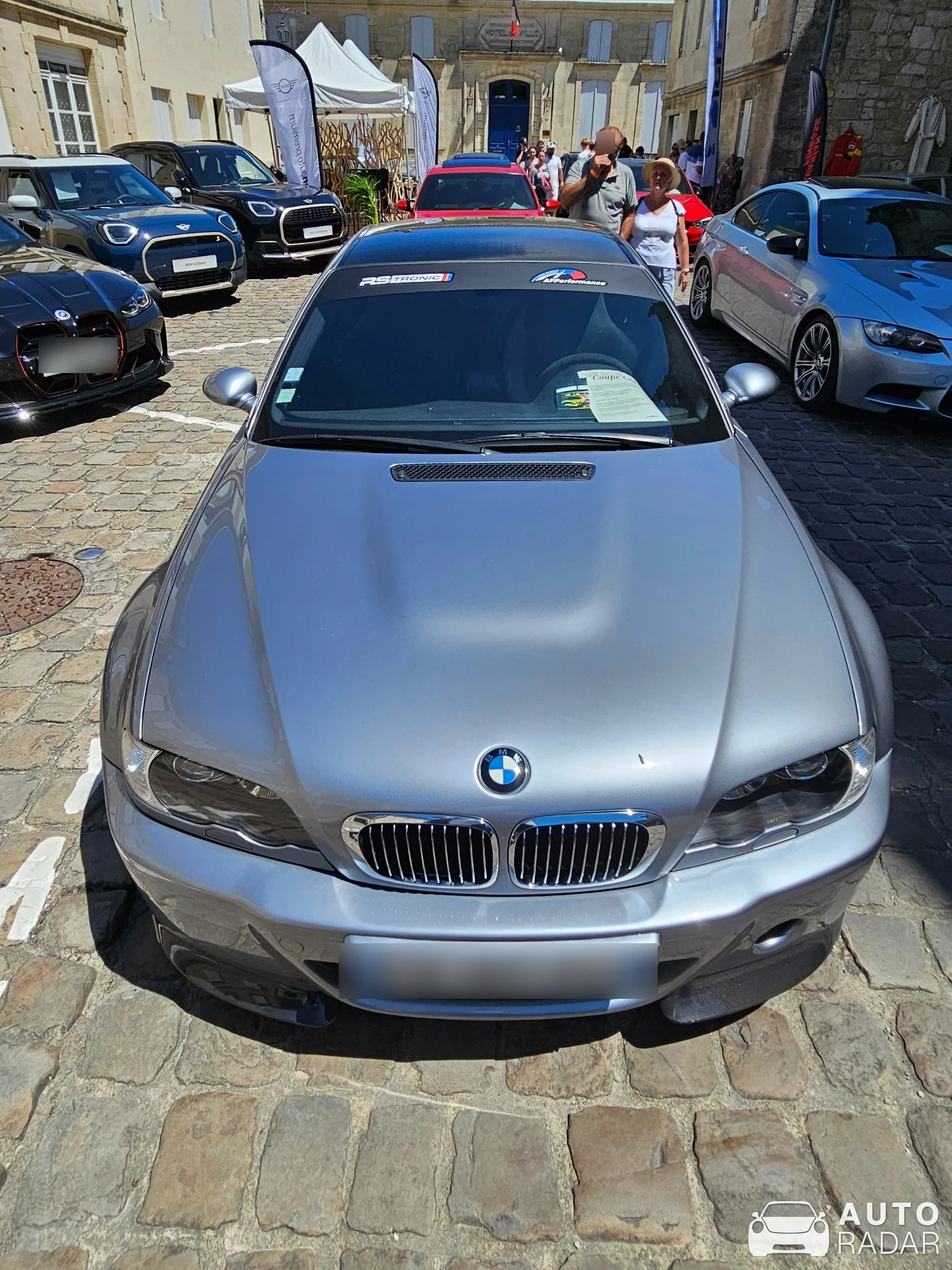 BMW M3 E46 CSL spotted in Saint-Émilion