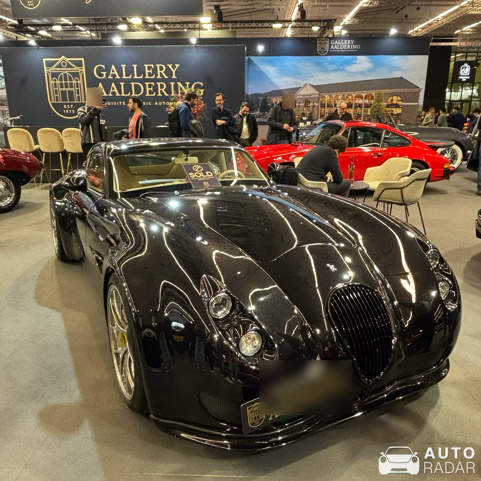 Wiesmann MF5 spotted in Paris