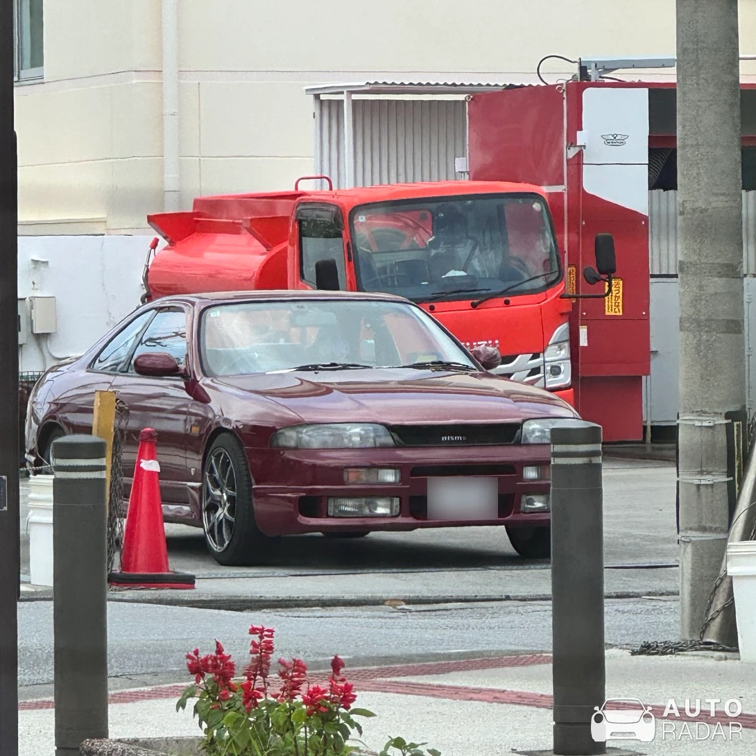 Nissan Skyline R33 GTS-T spotted in Okinawa