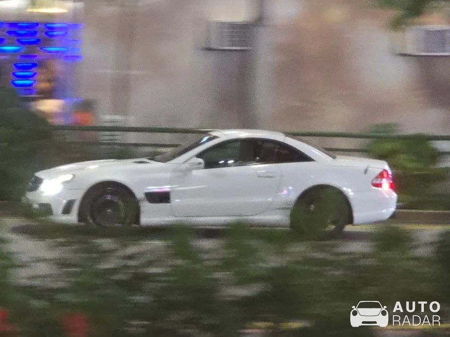 Mercedes-AMG SL 63 R232 spotted in Singapore, Singapore