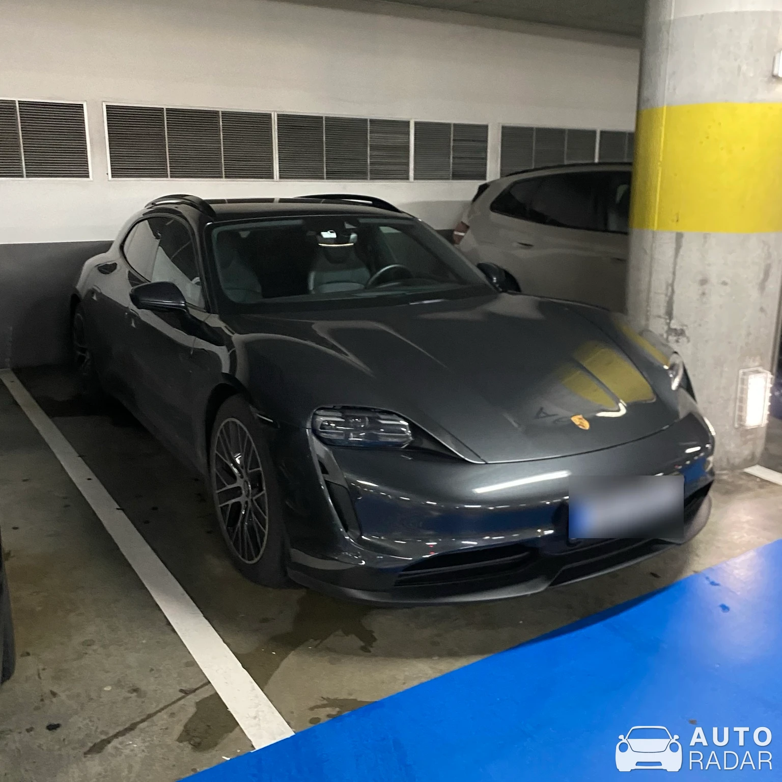 Porsche Taycan Sport Turismo spotted in Moreira