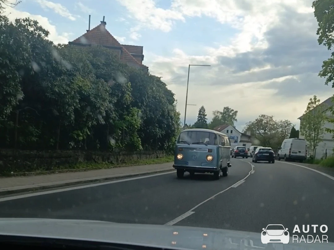 Volkswagen Transporter T2 spotted in Huntířov