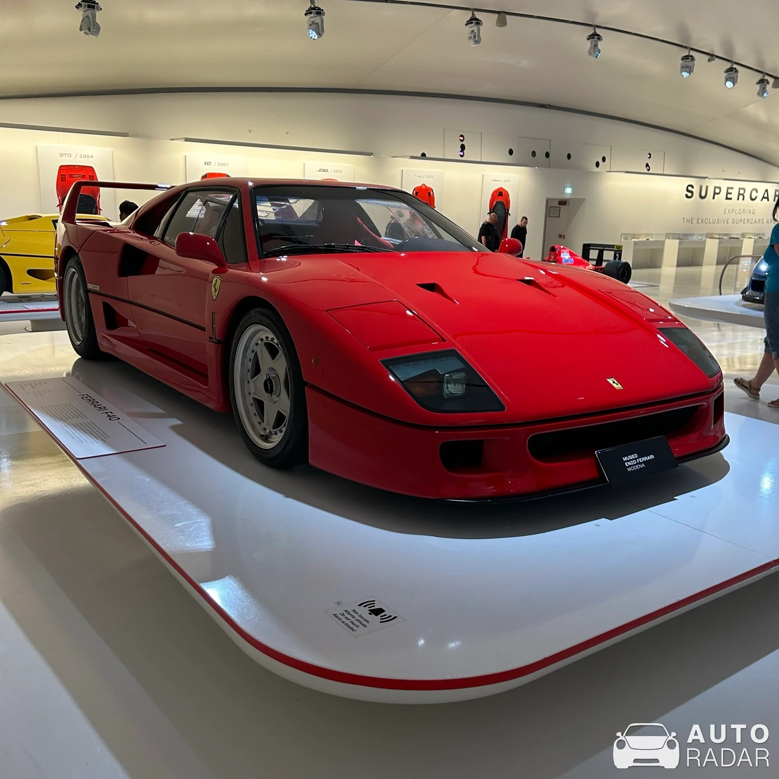 Ferrari F40 spotted in Modena, Italie