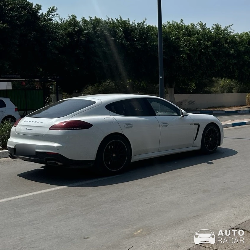 Porsche 970 Panamera S spotted in Sousse