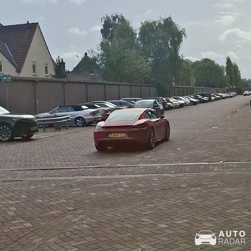 Porsche 718 Cayman Style Edition  spotted in Rotterdam