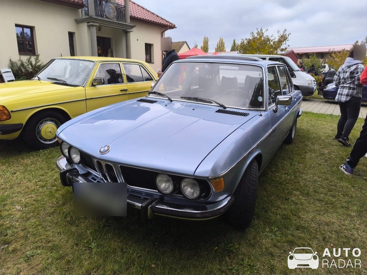 BMW 2500 spotted in Plandry, Czech Republic