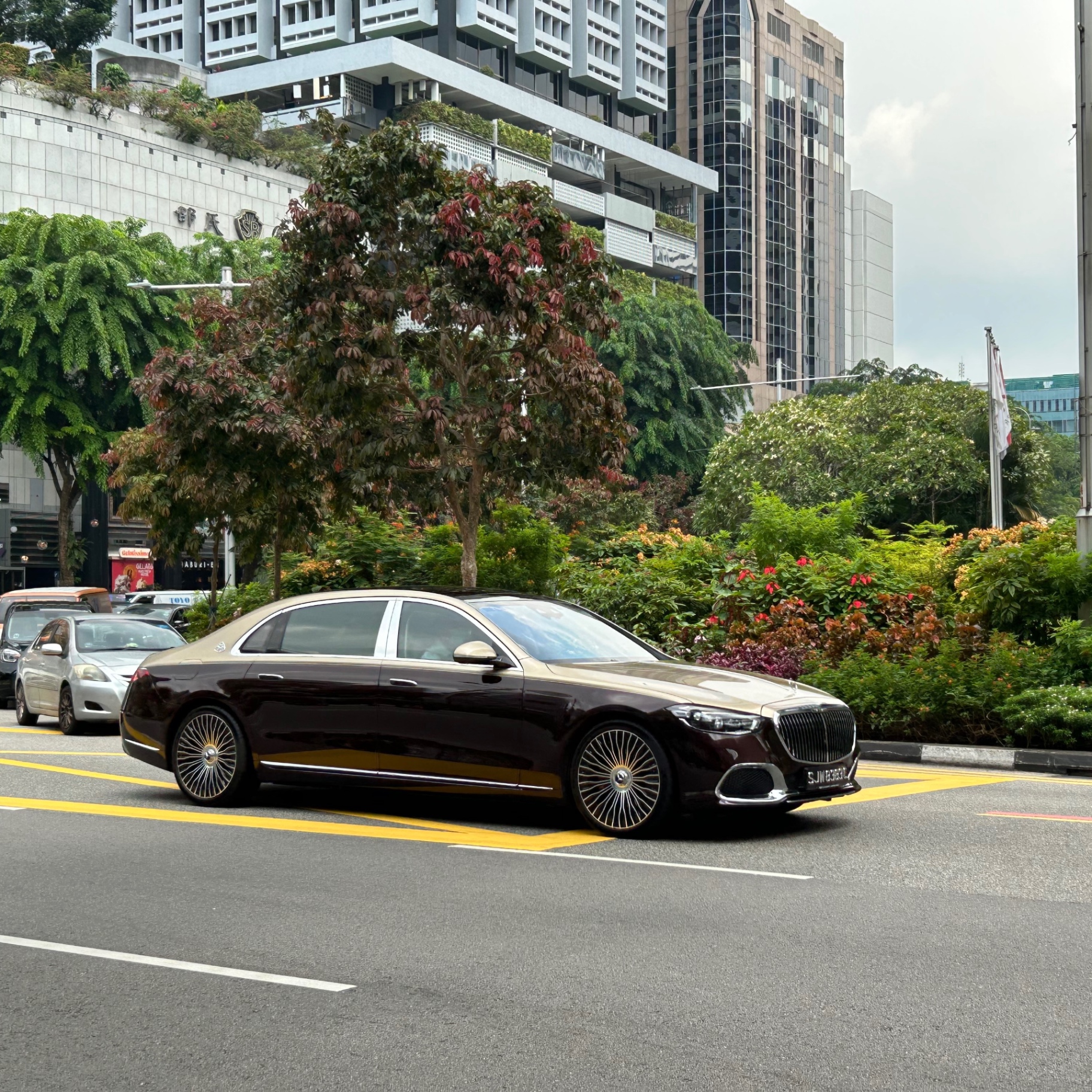 Mercedes-Benz S600 W140