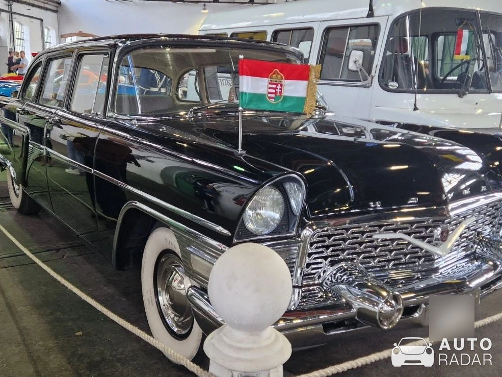 GAZ 13 Chaika spotted in Budapest