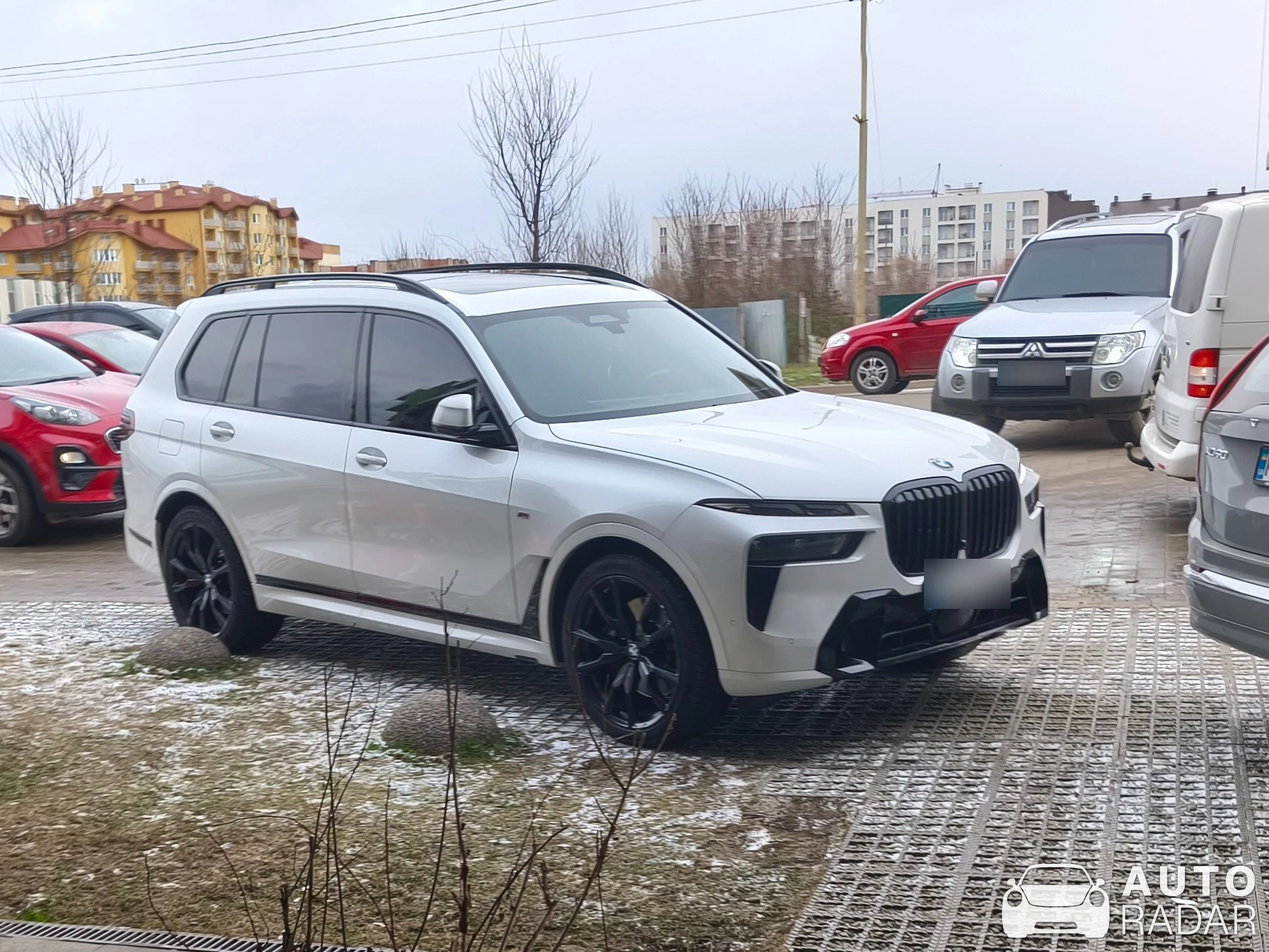 BMW X7 M50d G07 spotted in Ужгород, Ukraine
